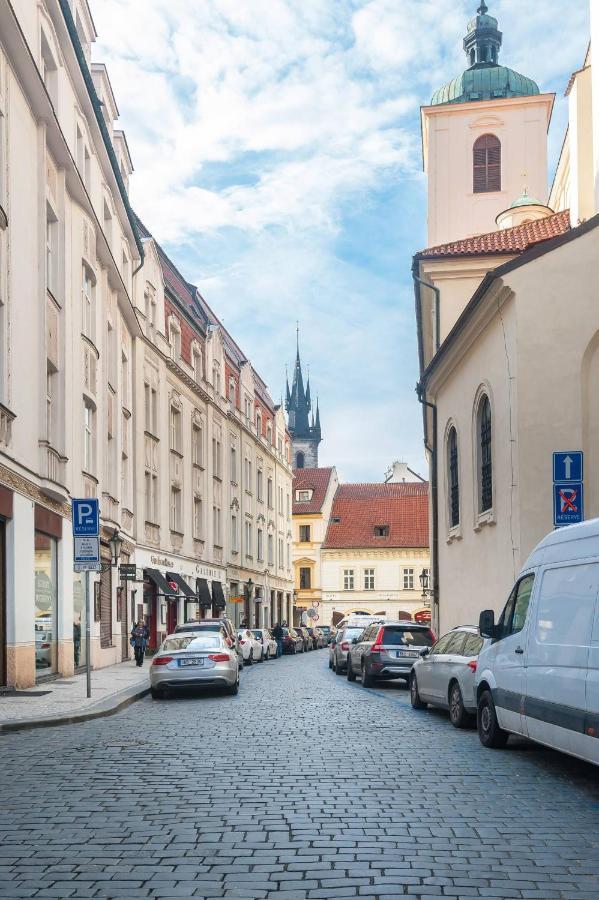 Daire Old Town Square Jakubska 744
